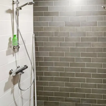 Elnan Tupa By Interhome